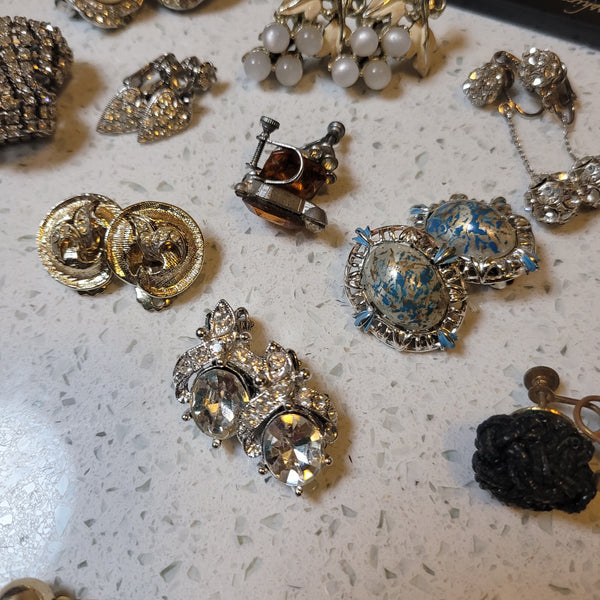 Vintage Costume Clip On Earrings Lot 26 Pairs 1 Necklace