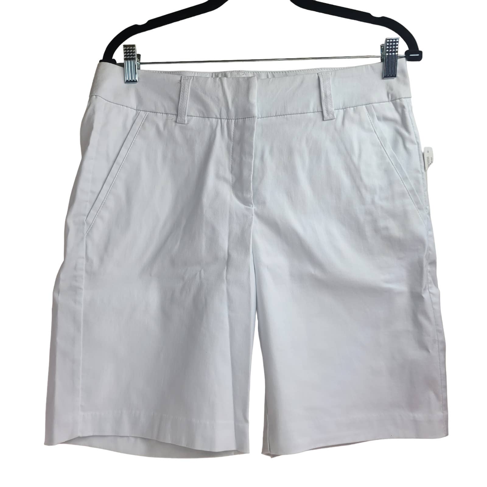 New Directions White Bermuda Shorts Belt Loops Pockets Size 6