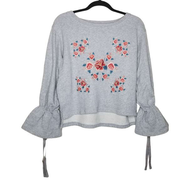 A. Calin Los Angeles Gray Floral Hi-Lo Embroidered Sweatshirt Poet Sleeves Size Small