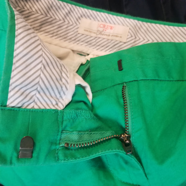 J. Crew Women's Green Chino Shorts Zipper Clasp Pockets Belt Loops Size 00