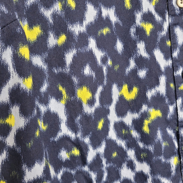 GAP The Tailored Shirt Blue Yellow Cheetah Print Button Down Collar Size Large Petite