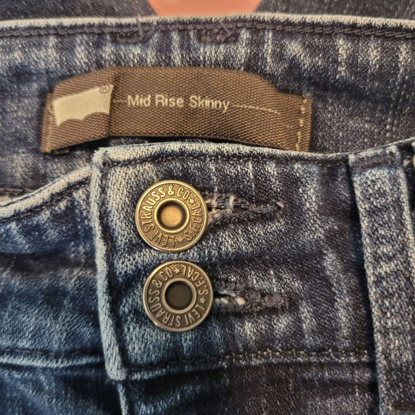 Levi's Black Label Blue Jeans with 2 Buttons and Zipper Size 6M
