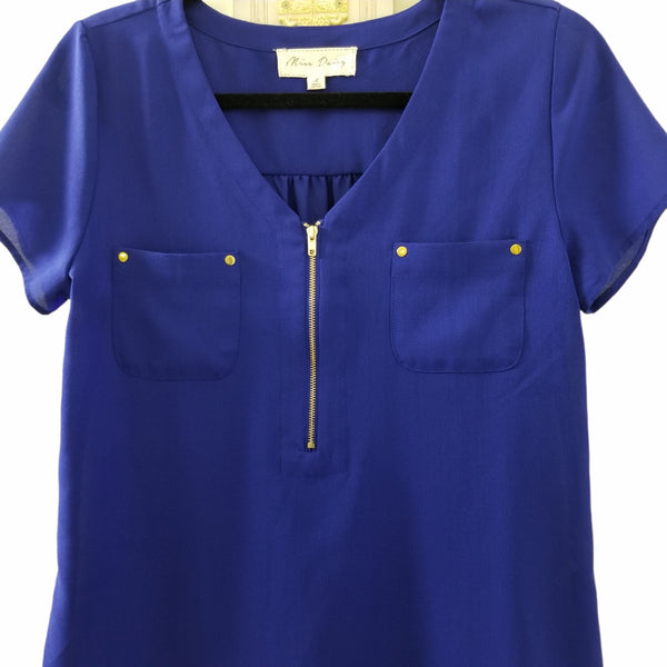Miss Daisy Blue Blouse Mid Zip Up Short Sleeve V-Neck Breast Pockets Size Medium