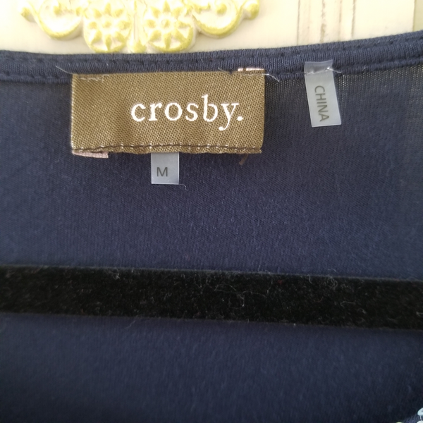 Crosby. Blue Floral Sequin Short Sleeve Top Medium