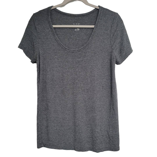 A New Day Gray Short Sleeve Scoop Neck T-Shirt Size Small