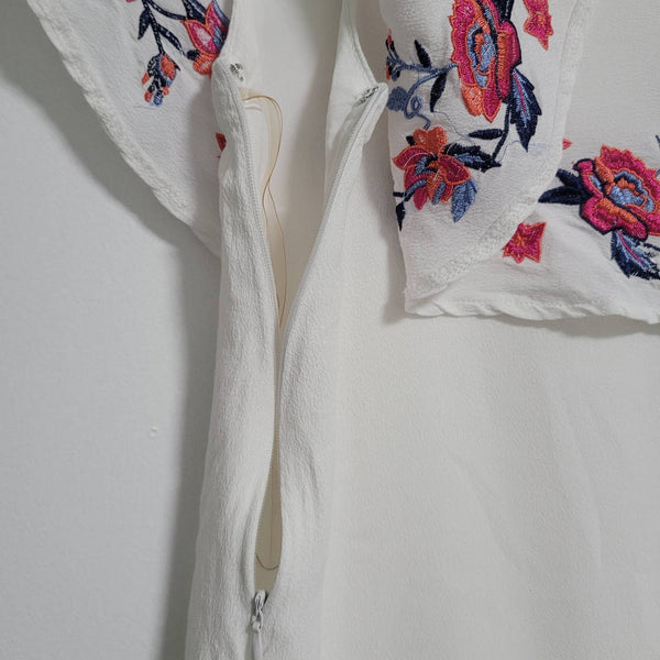 Miami White Floral Dress Sleeveless Tie Spaghetti Strap Mini Dress Size Small